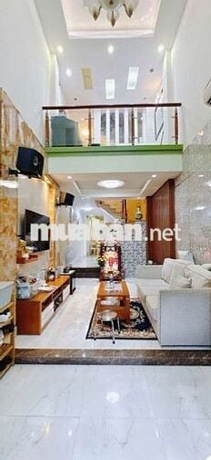 NHÀ ĐẸP Ở NGAY TÔN ĐẢN Q4 - 60M2 - 4TẦNG HOÀN CÔNG - NHĨN 6TỶ