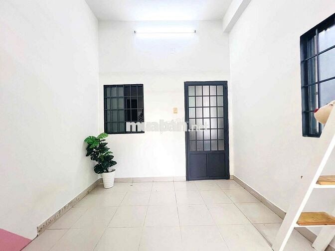 TRỐNG LẠI SIÊU PHẨM DUPLEX SẴN MÁY LẠNH PHÒNG TO NGAY AEON BÌNH TÂN