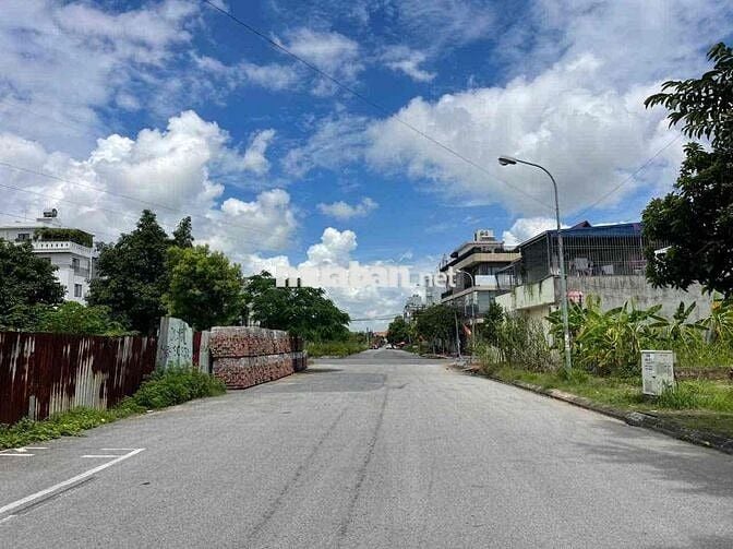 Bán đất 83m TĐC Sở Tư Pháp hướng Tây Nam