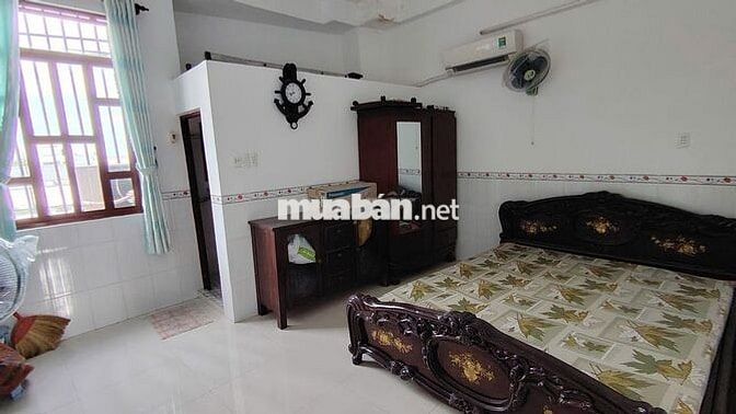 Nhà mặt tiền,4 phòngngủ,Ấp tân thanh Phước Lại Cần Giuộc Long An