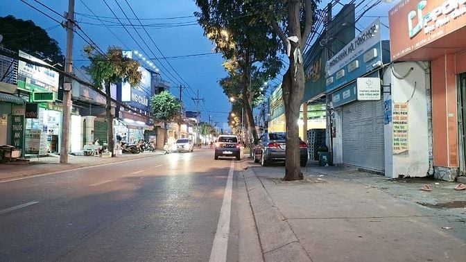 GIẢM 0,5 TỶ,CÒN 12,2TỶ BÁN BIỆT THỰ 2 TẦNG DT200M2 HẼM XE TẢI QUAY ĐẦU