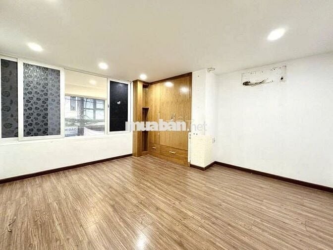 Hiếm Phan Văn Trị 5 tầng 40m2- 4PN nhỉnh 8TY5