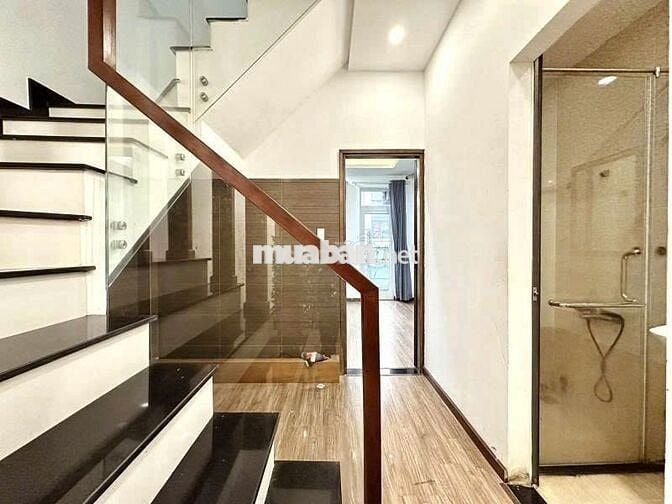 Hiếm Phan Văn Trị 5 tầng 40m2- 4PN nhỉnh 8TY5