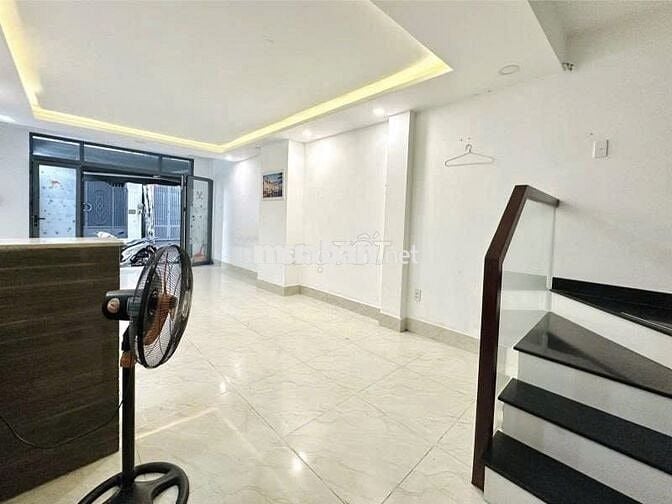 Hiếm Phan Văn Trị 5 tầng 40m2- 4PN nhỉnh 8TY5