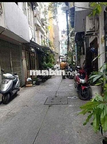 Cho thuê nc hxh 4.5m Nguyễn Thiện Thuật, Quận 3 2pn 3wc