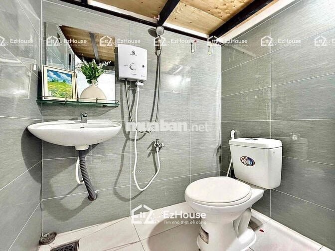 DUPLEX CỬA SỔ TRỜI MỚI XÂY NGAY ĐẠI HỌC VĂN HIẾN