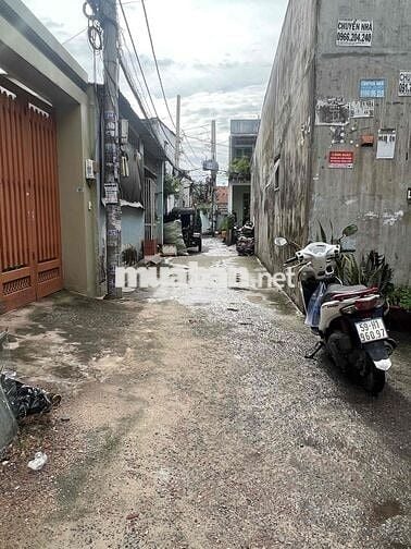 NHÀ NHỎ XINH 2,45 TỶ NGAY NGUYỄN VĂN QUÁ / VỊ TRÍ SIÊU ĐẸP SỔ HỒNG RIE