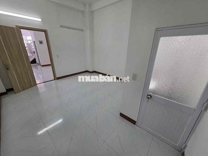 🔥 Bán nhà 2 tầng Vĩnh Hoà, Nha Trang 🌊 ra biển 900m 🚙 đường ô tô 7m