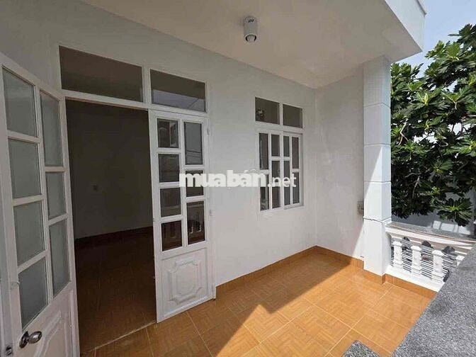 🔥 Bán nhà 2 tầng Vĩnh Hoà, Nha Trang 🌊 ra biển 900m 🚙 đường ô tô 7m