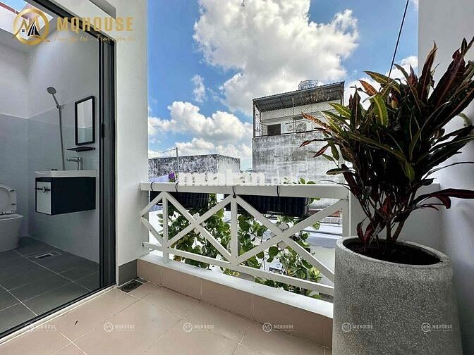 CHDV full nội thất studio ban công, cửa sổ tách bếp ngay Aeon Tân Phú
