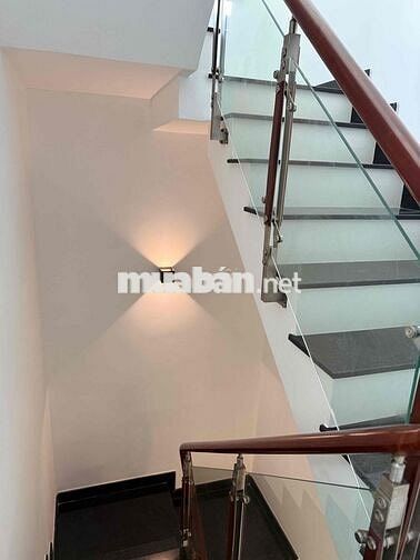 Bán Nhà Lê Văn Quới 441/80/  3 Tầng 1 Sân Thượng
