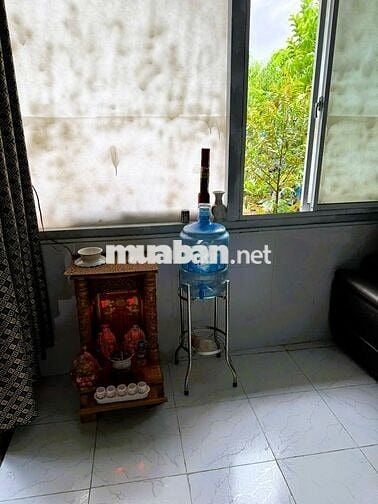 Cho thuê nhà 1pn có sân vườn, đậu ô tô, gần đường Lê Văn Chí