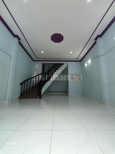 Nhà chính chủ. Ngang 4m6. Giá chỉ 5tỷ5.