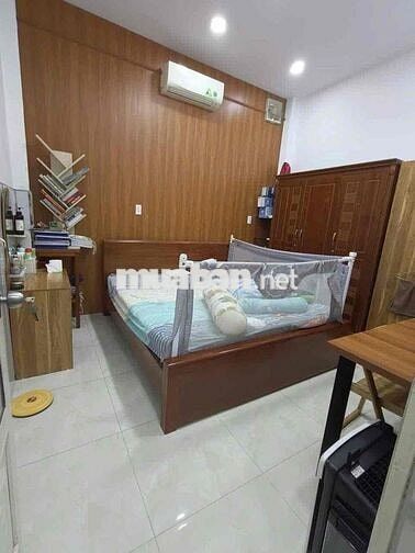 bán nhà C4 đường 52 Hiệp Bình Chánh. 80m2, HSXD cao, thích hợp CHDV