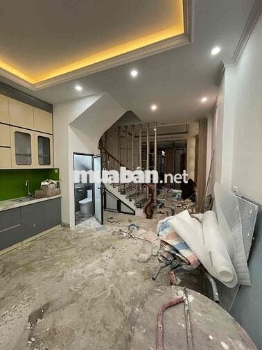 Bán nhà ngõ Nguyễn Trãi 40m 4 tầng giá 11.5 tỷ còn tl