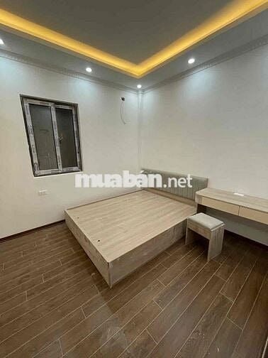 Bán nhà ngõ Nguyễn Trãi 40m 4 tầng giá 11.5 tỷ còn tl