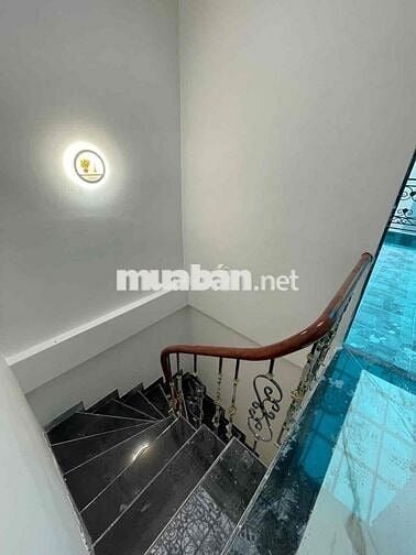 Bán nhà ngõ Nguyễn Trãi 40m 4 tầng giá 11.5 tỷ còn tl