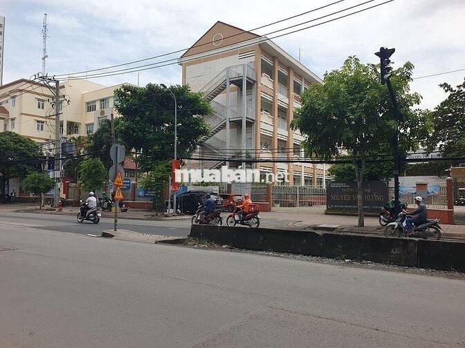 Bán Biệt Thự kế bên Khu Nam Long-Phú Thuận-Quận 7, 396m2 Giá 25,9 tỷ