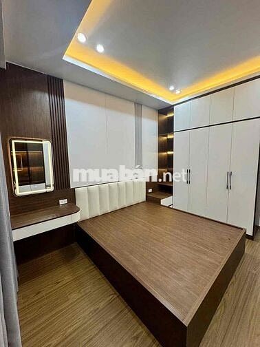 Bán nhà ngõ Nhân Hoà 42m 4 tầng cách ô tô 20m giá 12.2 tỷ còn tl