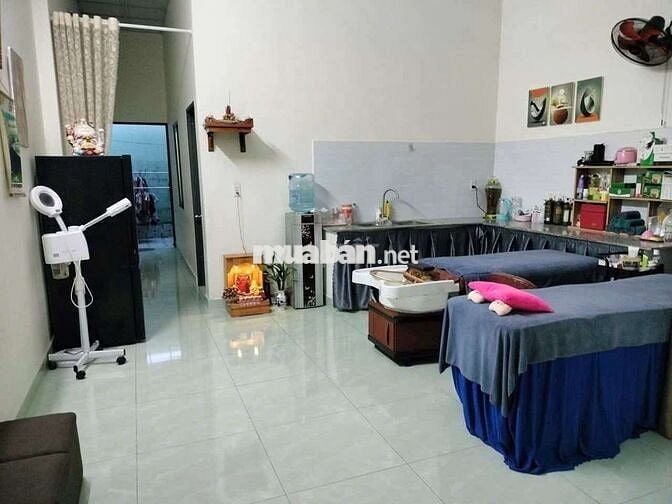 Cho thuê nhà mặt tiền gần trường học các cấp