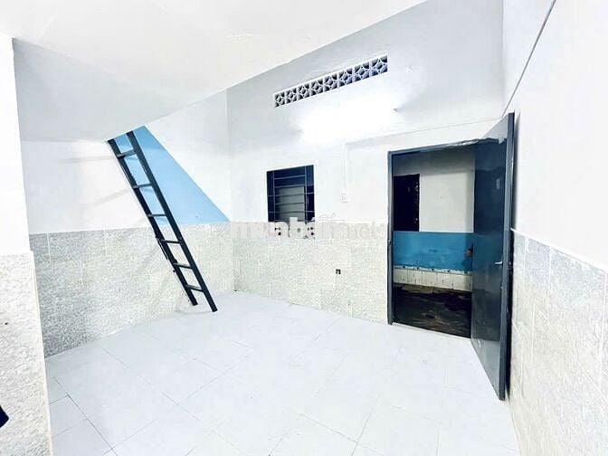 Phòng trọ mới xây 20m² có gác, gần GO Dĩ An – 2tr3/tháng