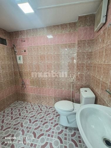 Nhà chính chủ. Ngang 4m6. Giá chỉ 5tỷ5.