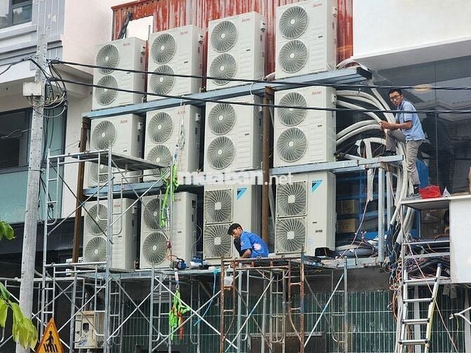 BÁN NHÀ MẶT TIỀN ĐƯỜNG NGUYỄN THỊ THẬP - QUẬN 7 - GIÁ CỰC TỐT