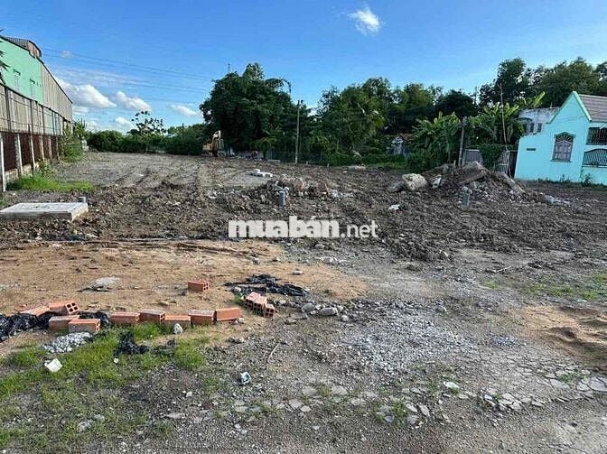 Bán đất cho con đi học dt 98,5m2 giá 798tr Bình Chánh