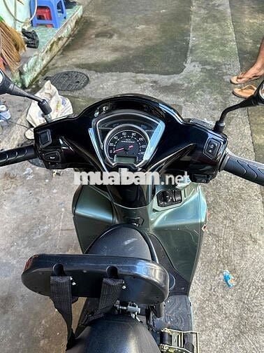 honda vision bản thể thao . chính chủ