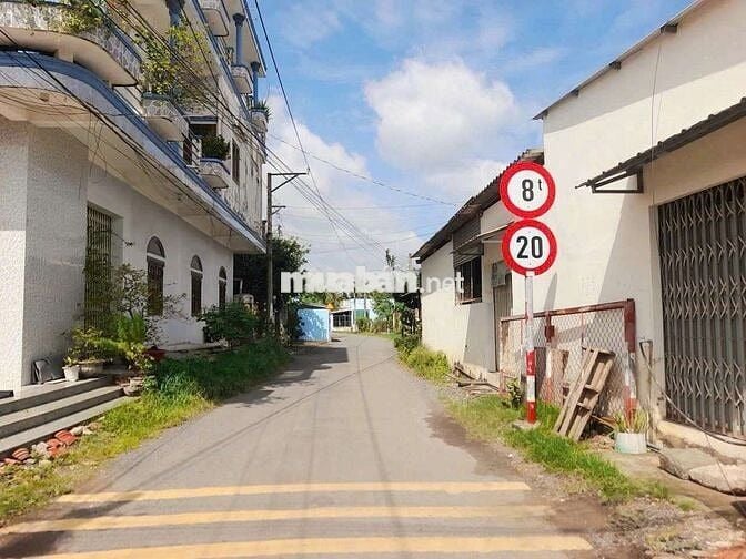 Hàng Vip, 1000m2 đất thổ View kênh Chợ Bình Lãng, 2.5 tỷ