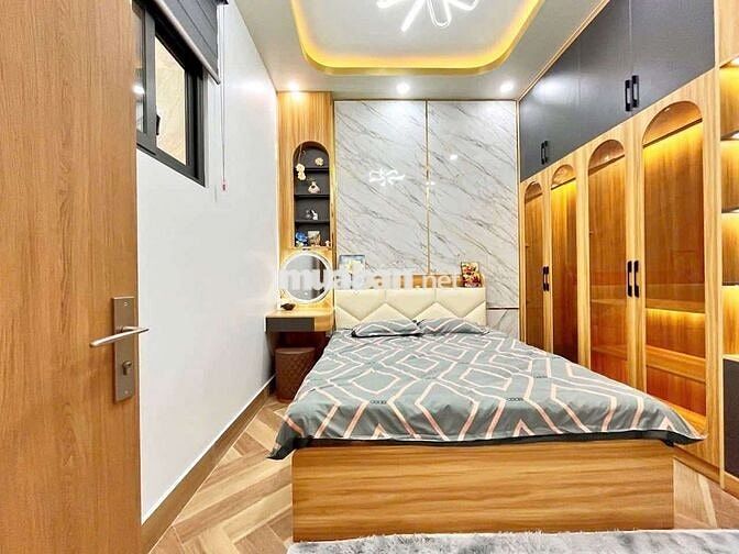 NHÀ ĐẸP NGAY CÔNG VIÊN 7 KỲ QUAN FULL NỘI THẤT