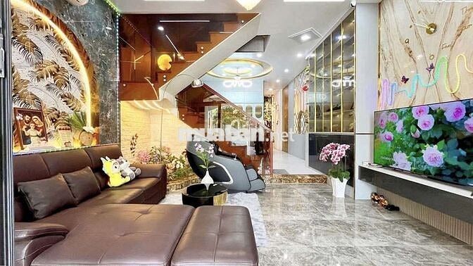 NHÀ ĐẸP NGAY CÔNG VIÊN 7 KỲ QUAN FULL NỘI THẤT