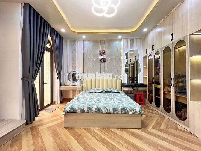 NHÀ ĐẸP NGAY CÔNG VIÊN 7 KỲ QUAN FULL NỘI THẤT