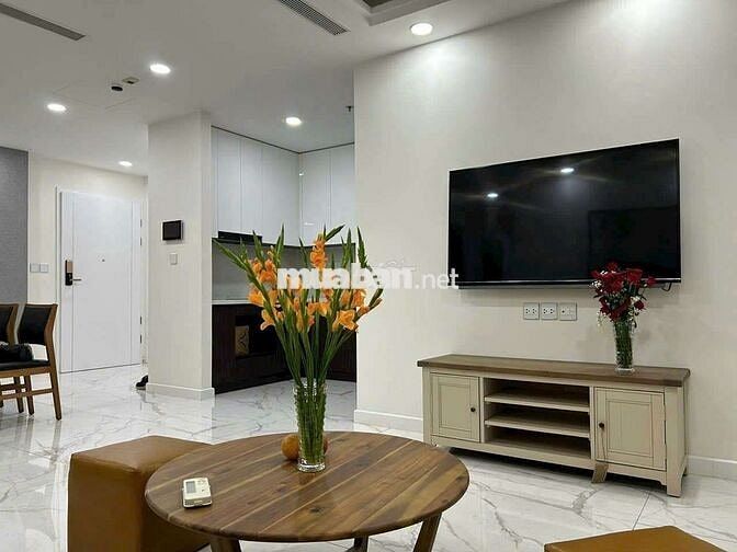 Cho thuê căn hộ 4 phòng ngủ - 3WC đt 132m sunshine sky city giá 24tr