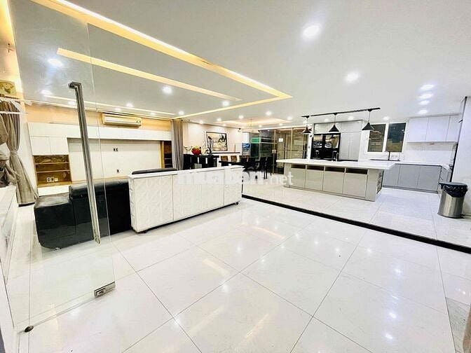SIÊU PHẨM VILLA HIỆN ĐẠI NGAY NGÃ TƯ BẢY HIỀN (1 HẦM, 5 TẦNG, CÓ TM )