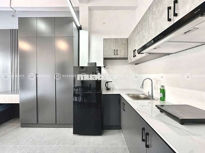CHO THUÊ CĂN HỘ BAN CÔNG FULL NỘI THẤT GẦN HỌC VIỆN HÀNG KHÔNG, ETOWN