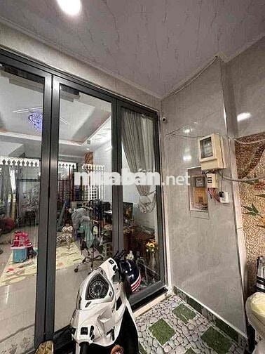 🏦 Nhà mới đẹp NC nup hẻm 1/ Nguyễn Tư Giản P12