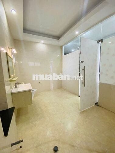 TÒA MINI ỐP KÍNH. 6x18m. 5 tầng - 62C Trương Công Định, Phường 14, TB