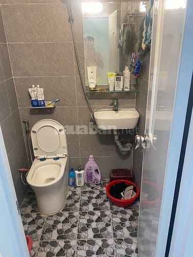 Bán nhà sau nhà mặt phố Quốc Tử Giám, Đống Đa, giá 4,5 tỷ