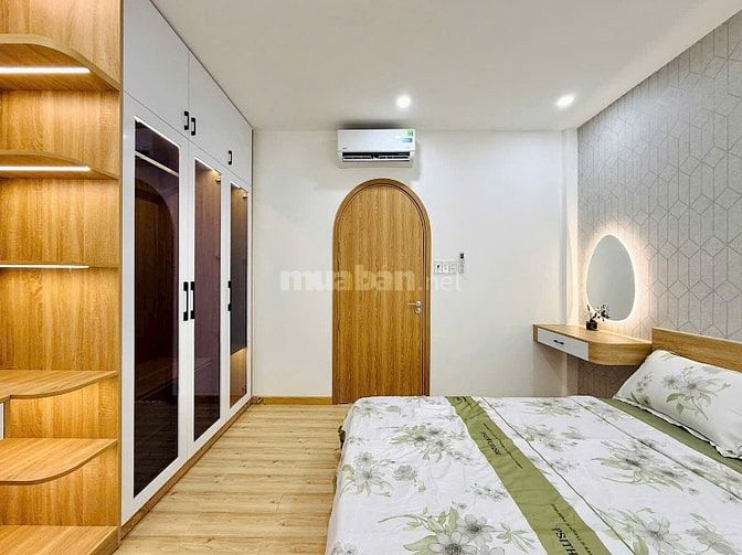 SANG TÊN NGAY, ĐƯỜNG LÝ THÁI TỔ, Giá 6Tỷ790 - 40m2, SH chính chủ.