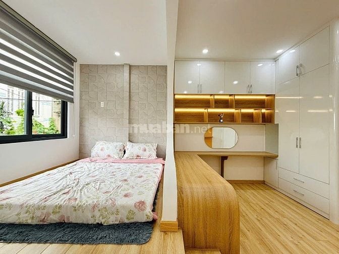 SANG TÊN NGAY, ĐƯỜNG LÝ THÁI TỔ, Giá 6Tỷ790 - 40m2, SH chính chủ.