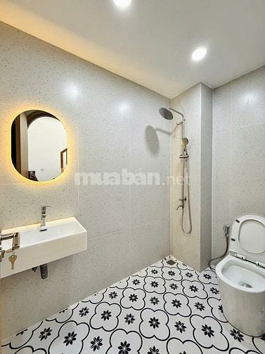 SANG TÊN NGAY, ĐƯỜNG LÝ THÁI TỔ, Giá 6Tỷ790 - 40m2, SH chính chủ.