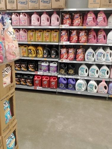  QUẦY HÀNG MỞ RỘNG TUYỂN NV BÁN HÀNG , PHỤ KHO , TẠP VỤ ,THU NGÂN