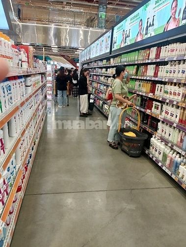  QUẦY HÀNG MỞ RỘNG TUYỂN NV BÁN HÀNG , PHỤ KHO , TẠP VỤ ,THU NGÂN