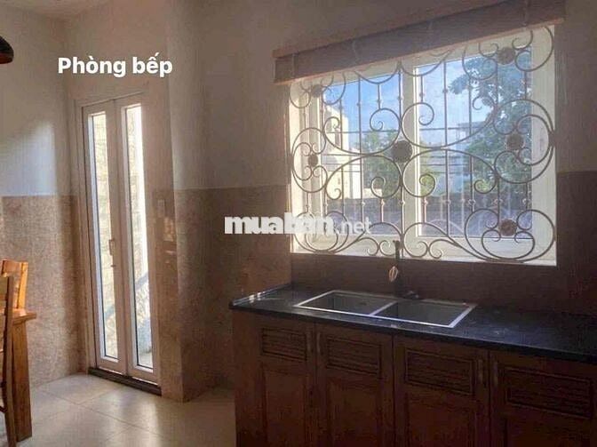Cho Thuê Nhà Nguyên Căn 3 Tầng Full Nội Thất Hẻm Thông Xe Tải Lê Đức