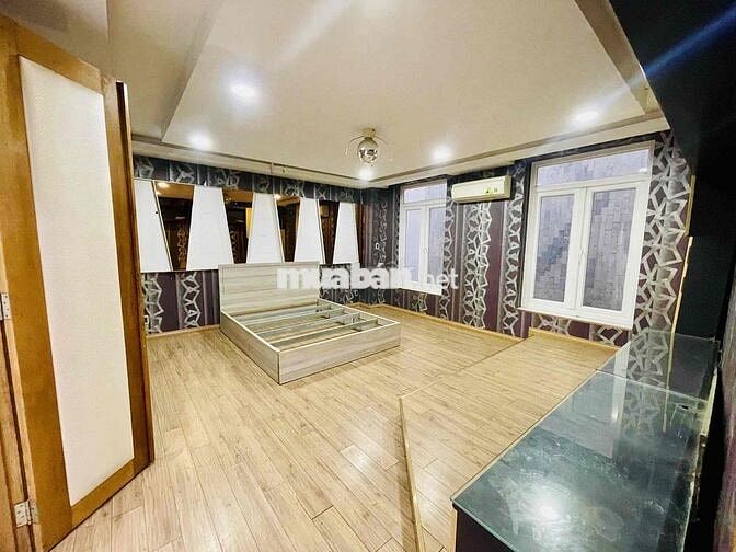 BIỆT THỰ CÓ THANG MÁY. 12x20M - 1025F Cách Mạng Tháng 8, P.7, Q.TB