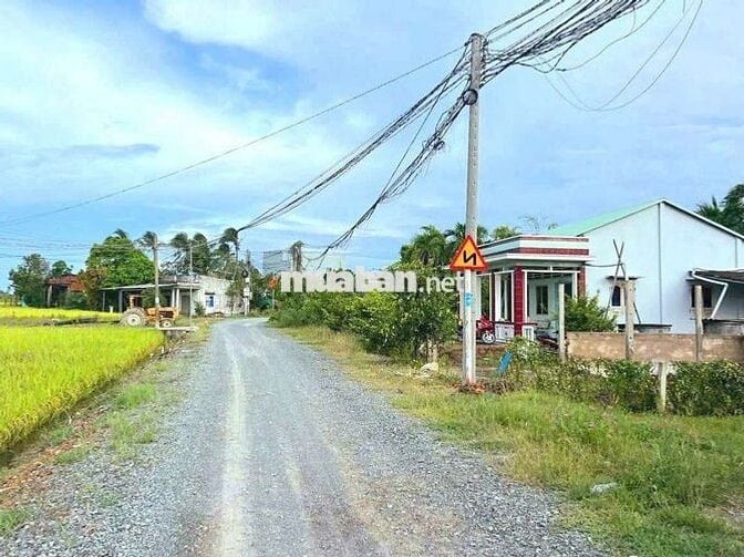 Hàng thơm 150m2 đất thổ view kênh cực đẹp chỉ 420tr