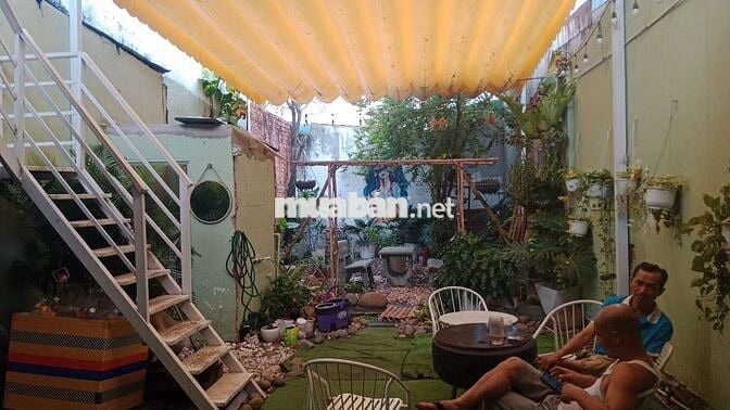Kèo Thơm :Bán đất tại nhà cấp 4 đang kinh doanh quán cà phê