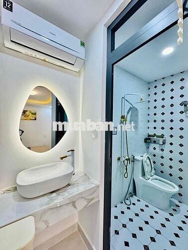 Cô My cần bán gấp nhà đường Tản Đà, Quận 5. Giá 5Tỷ 380Triệu/ DT 5x9m.