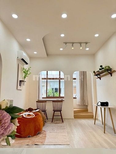 Bán Căn Hộ Miếu Nỗi 18 Tầng Đường Vũ Huy Tấn P3 Bình Thạnh 60,5m2 2PN 